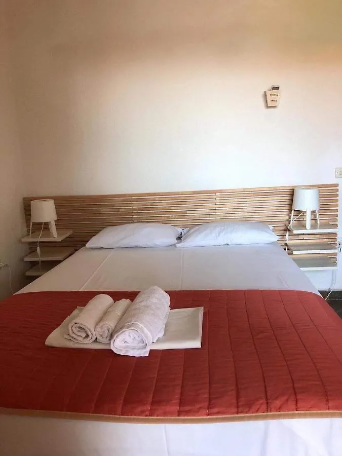 Sarizas Apartments Siviri