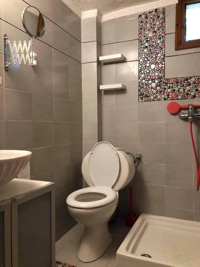 Sarizas Apartments Siviri